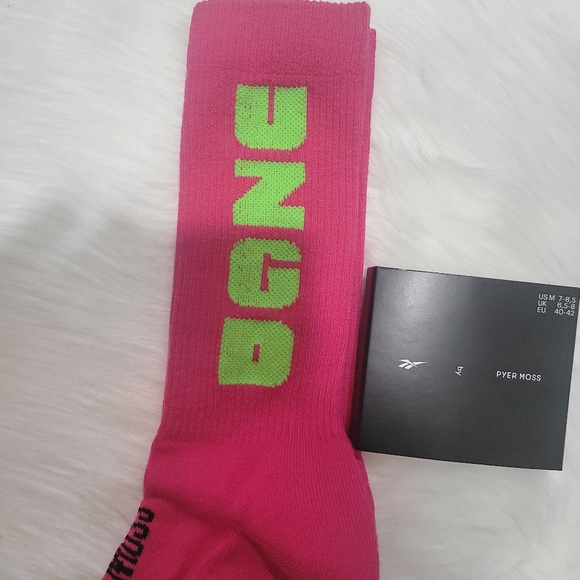 REEBOK BY PYER MOSS CREW SOCKS - Picture 4 of 5